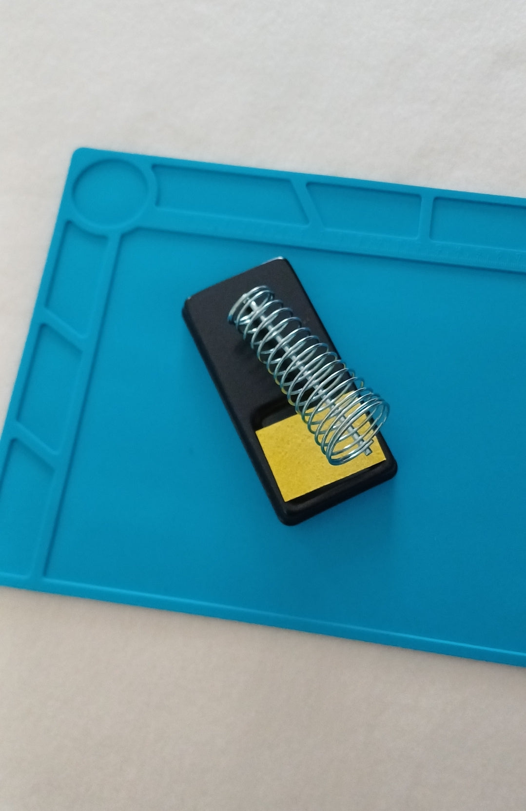 Tappetino in silicone +portasaldatore